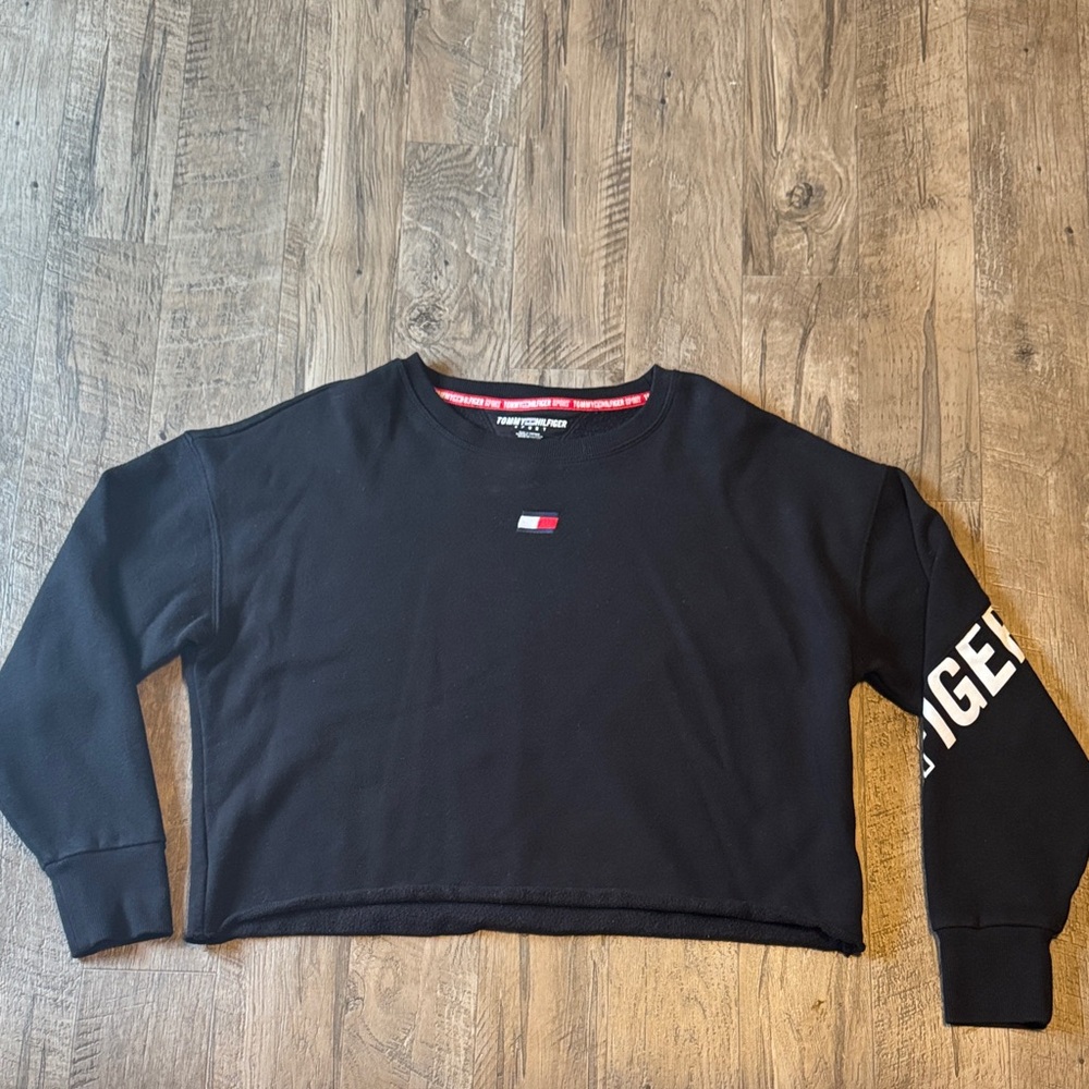 Tommy Hilfiger Women's Black Crew Neck Sweatshirt- Size M